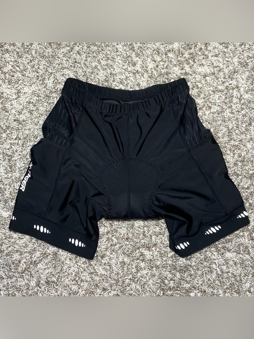 X-TIGER Black Cycling Pro Women Pad 3-Pocket Moisture Control Shorts Size Medium